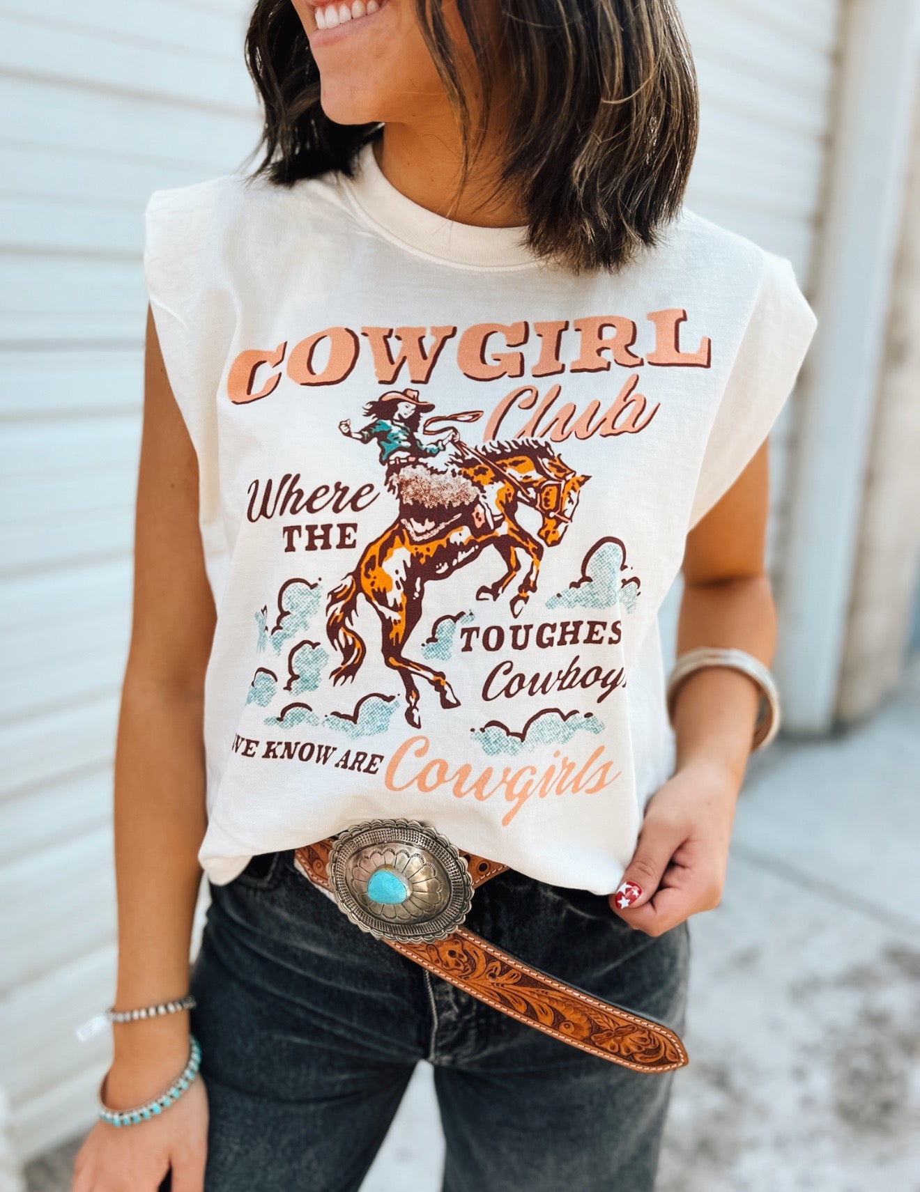 Cowgirl Club| Western Graphic Cropped Muscle Tank – Vintage White